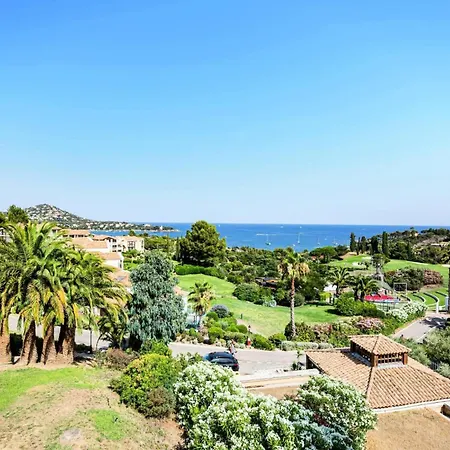 Résidence Le Hameau De Cap Esterel - Maeva - 5 Personnes - Sélection Mae-3561 Apartamento