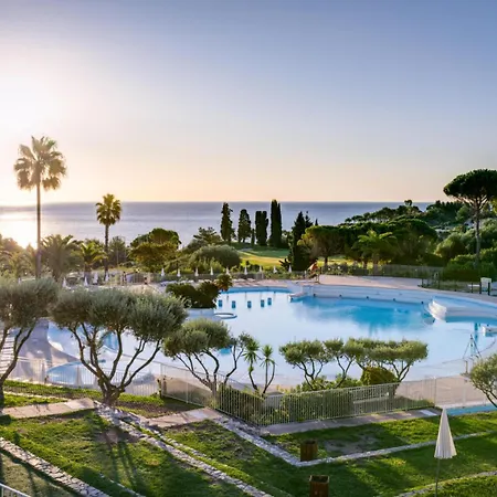 Résidence Le Hameau De Cap Esterel - Maeva - 5 Personnes - Sélection Mae-3561 Saint-Raphaël
